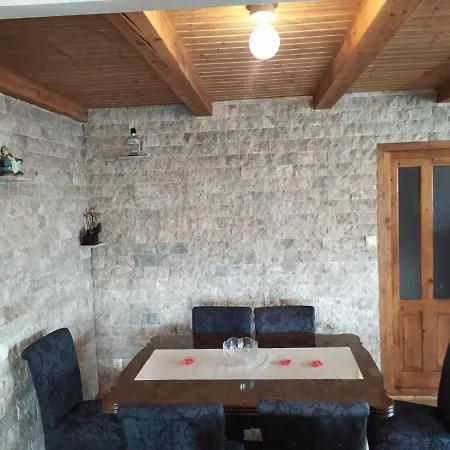 Vikendica Perko * Siroki Brijeg
